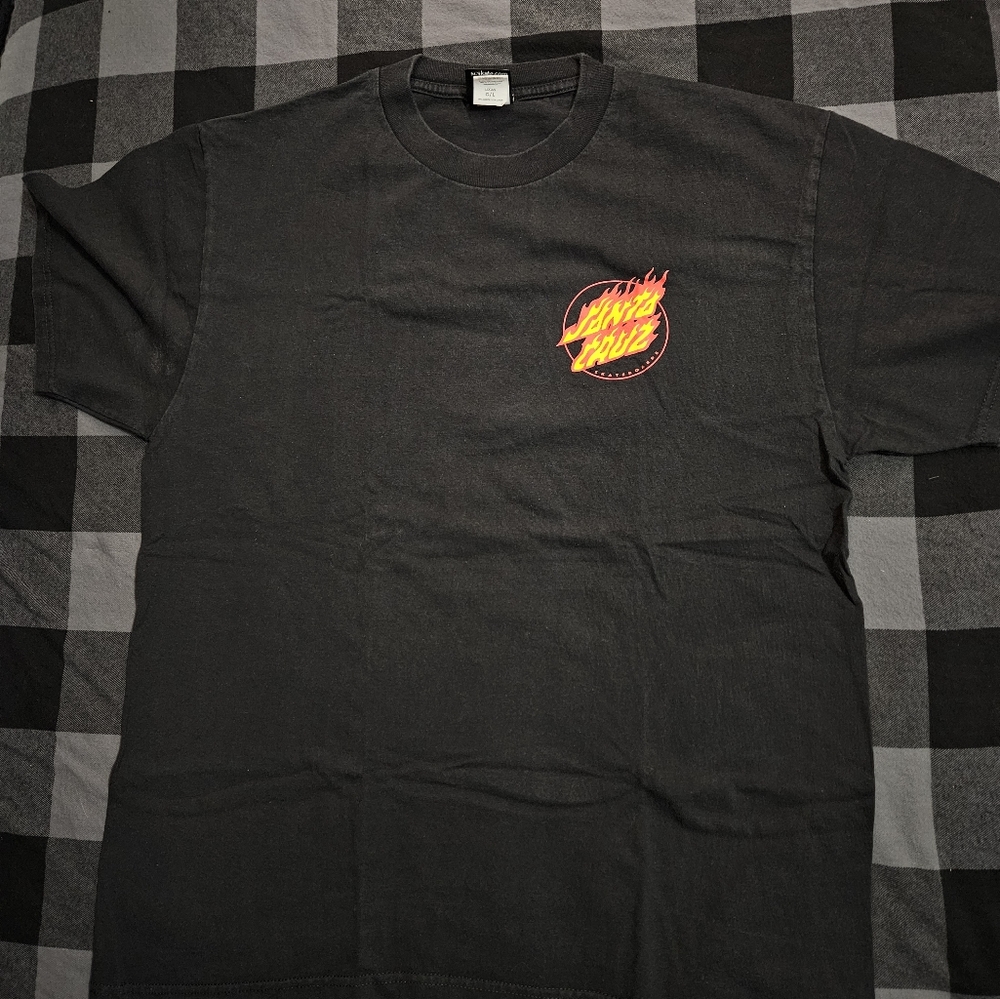 Mens Santa Cruz t shirt *large*